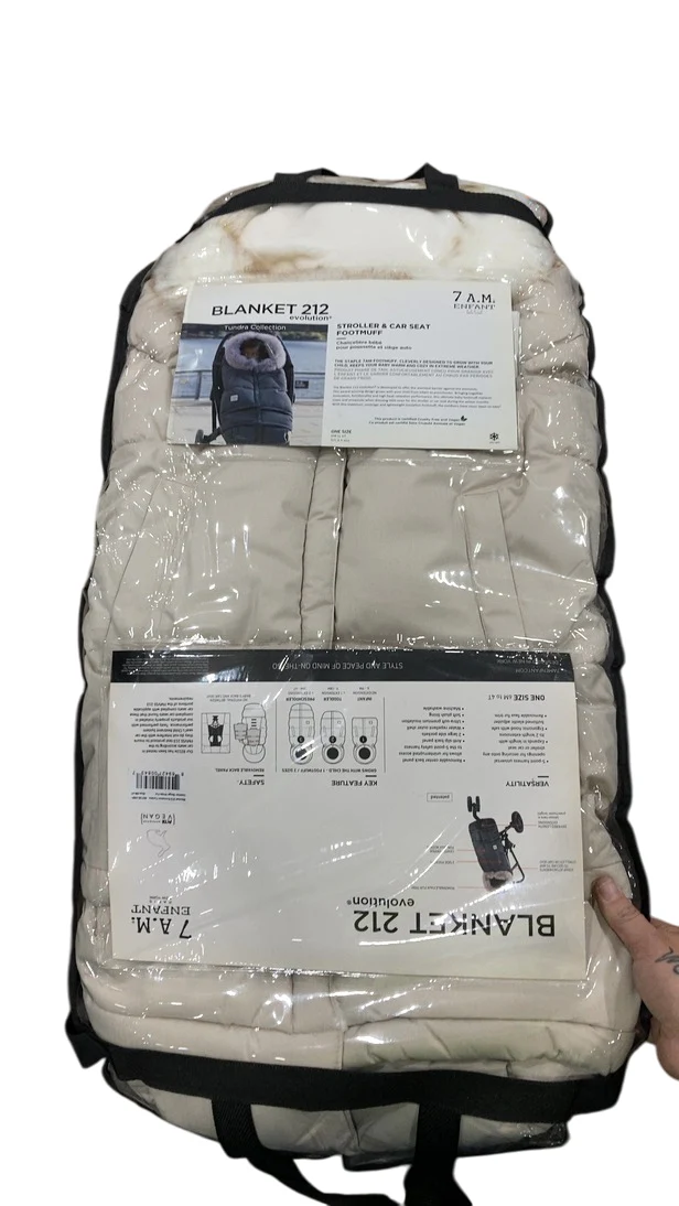 7 A.M. Enfant Blanket 212 Evolution, Tundra Heather Beige/White Faux Fur - Image 5