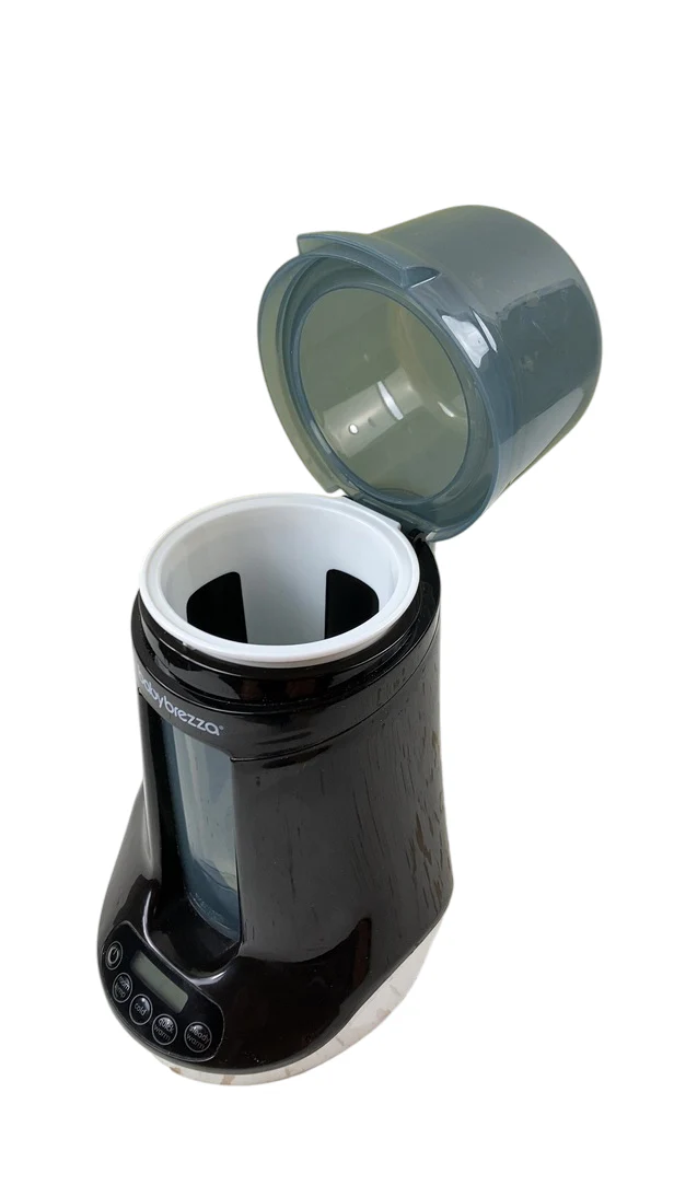 Baby Brezza Bottle + Breastmilk Warmer, Black - Image 6