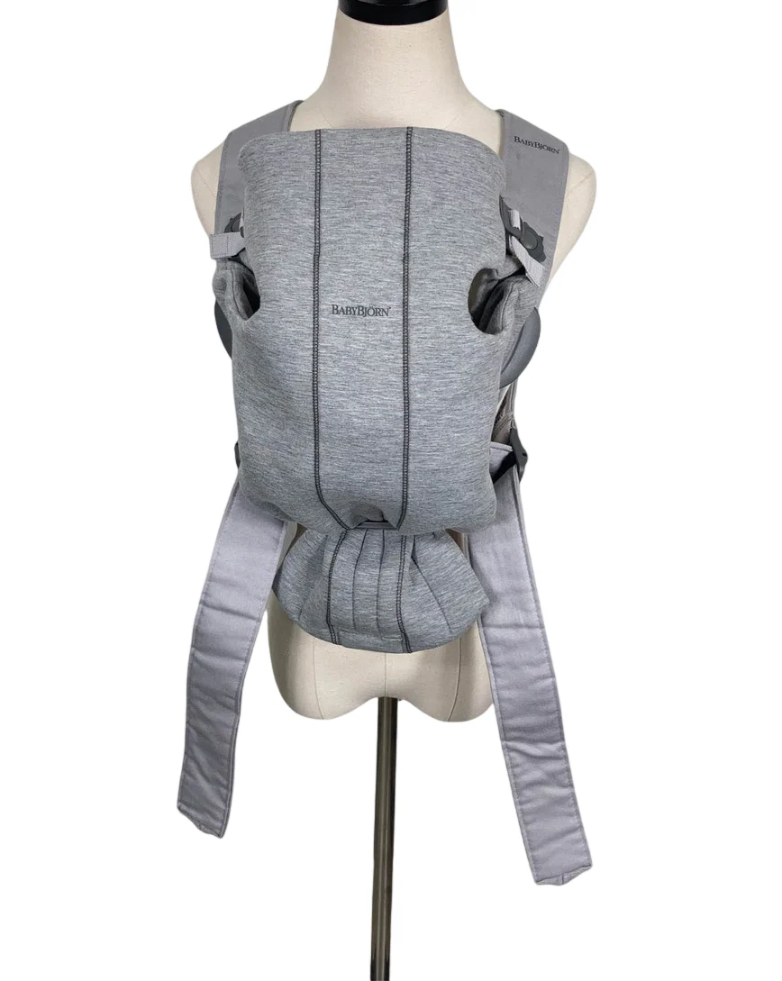BabyBjorn Baby Carrier Mini, Light Gray 3D Jersey - Image 2
