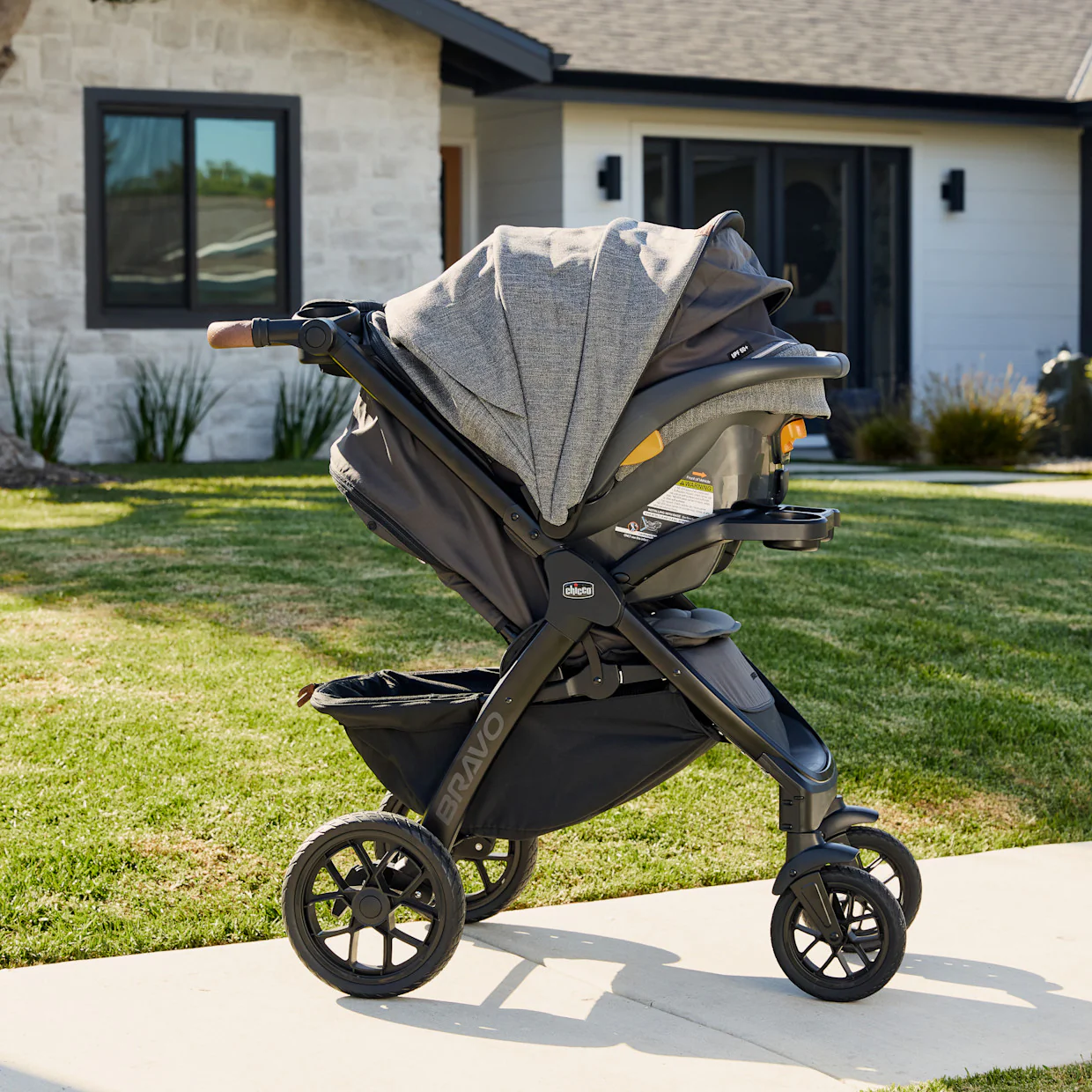Chicco Bravo Primo ClearTex Travel System, 2025, Summit - Image 4