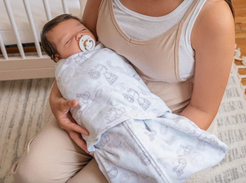 Halo Micro-Fleece Swaddle, Newborn, Animal Action - Image 5