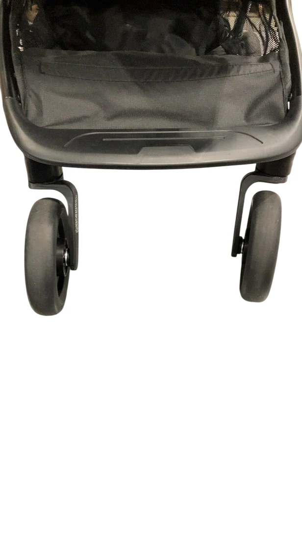 Mountain Buggy Nano V3 Stroller, Silver, 2024 - Image 3