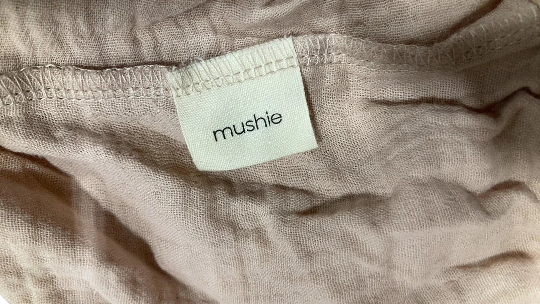 Mushie Extra Soft Muslin Fitted Changing Pad Cover, Fog - Image 5