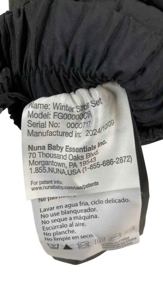 Nuna Winter Stroller Set Mittens Only, Caviar - Image 4