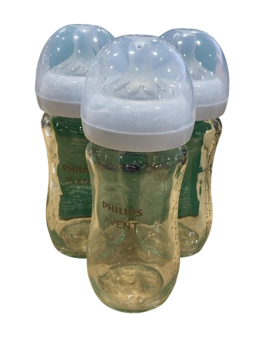 Philips Avent Natural Glass Baby Bottles, 3 Pack, 8oz - Image 2