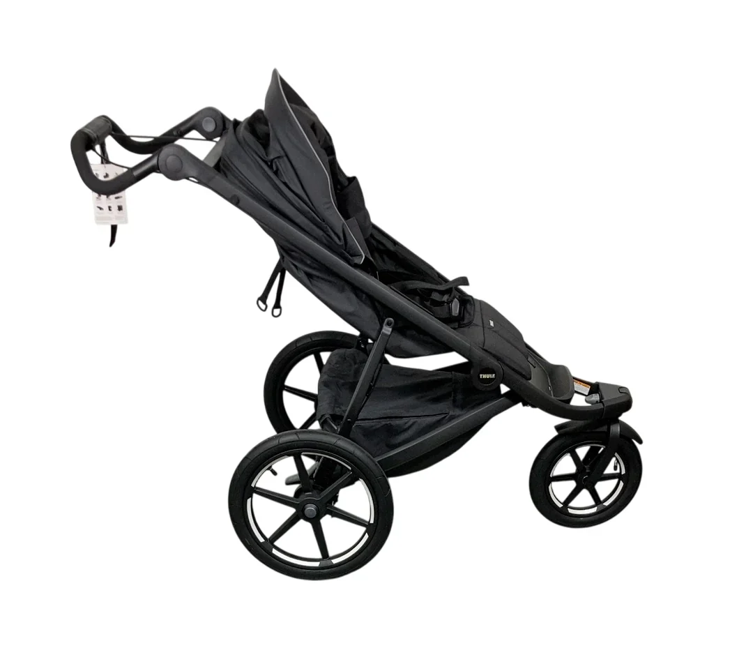 Thule Urban Glide 3 Stroller, 2025, Black on Black - Image 2
