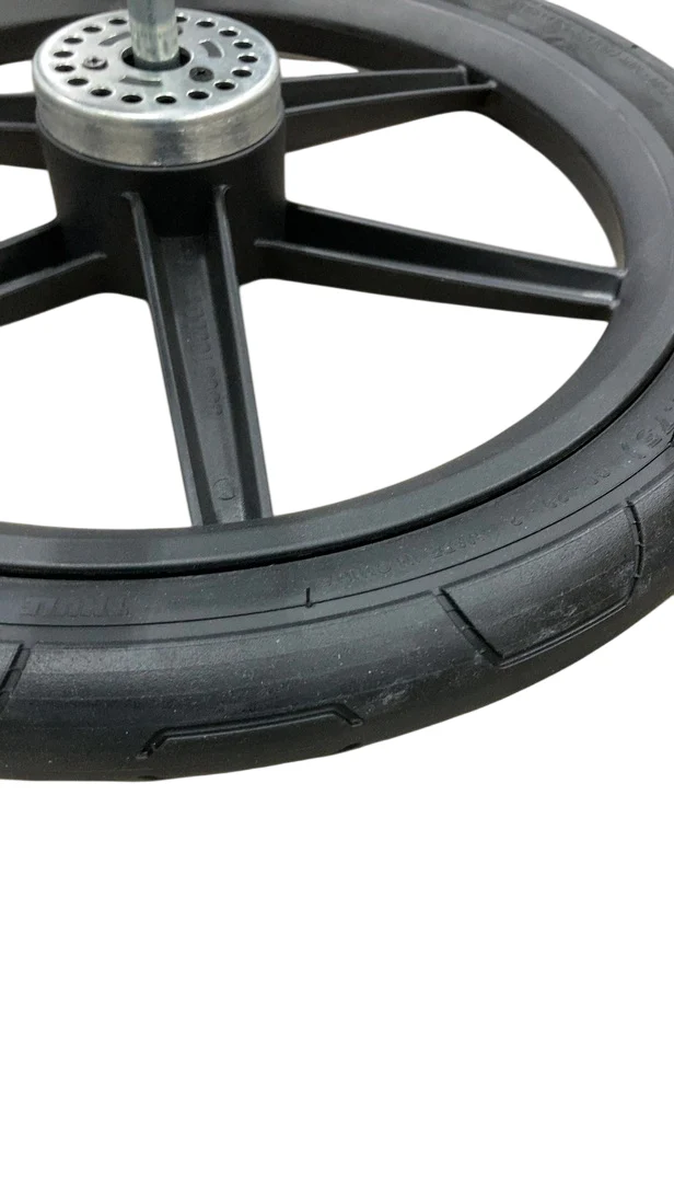 Thule Urban Glide 3 Stroller, 2025, Black on Black - Image 4