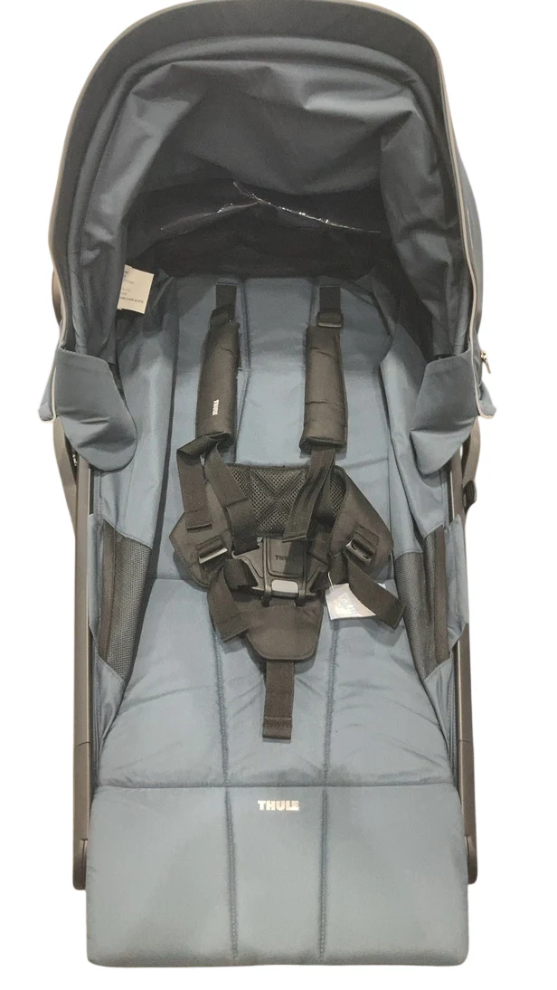 Thule Urban Glide 3 Stroller, Dark Slate, 2025, Magnetic Harness - Image 3