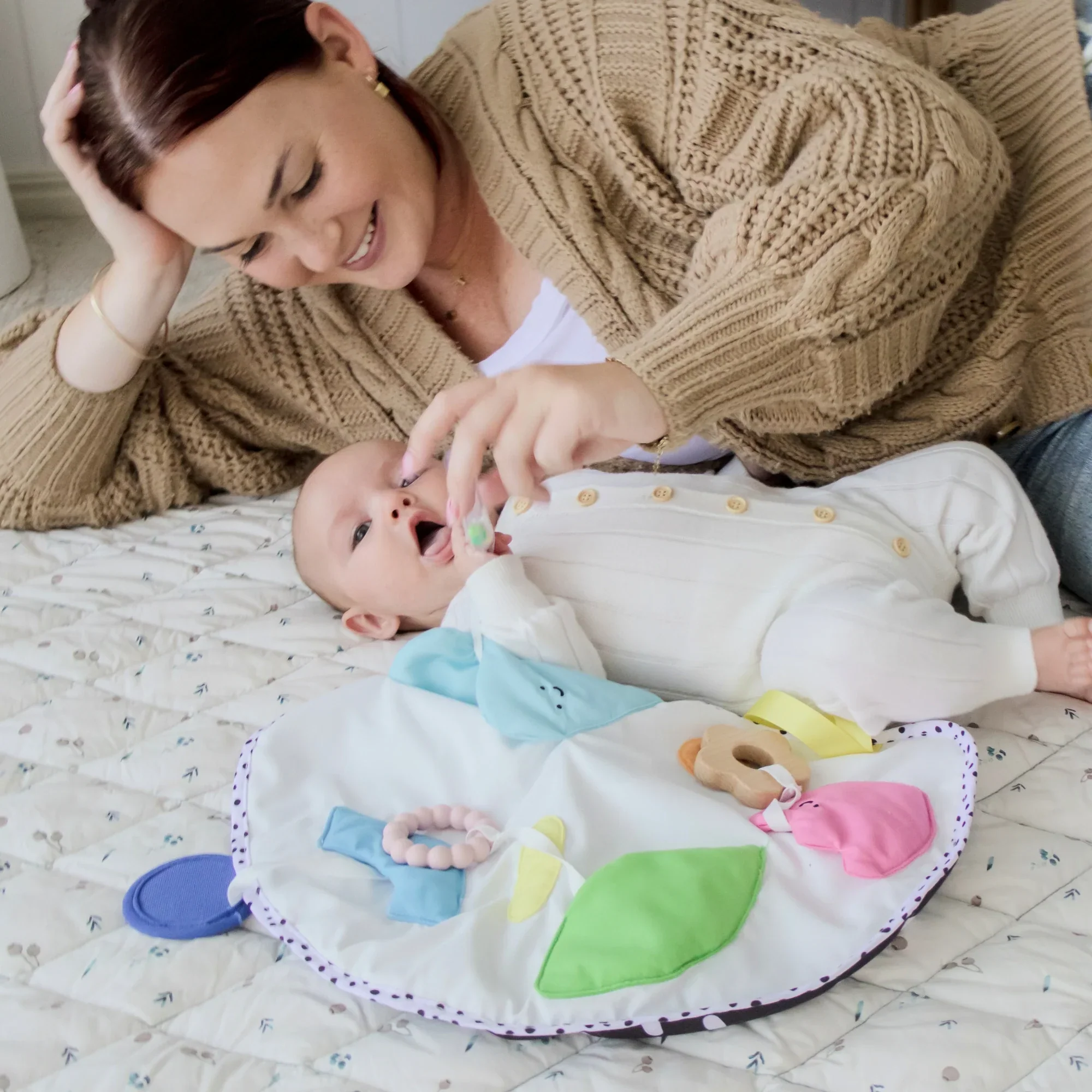Tiny Land® Montessori Sensory Beginnings Baby Set（0–6 months) - Image 3