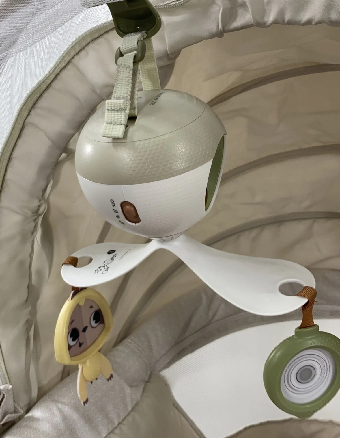 Tiny Love 2-in-1 Take Along Deluxe Bassinet Boho Chic - Image 4