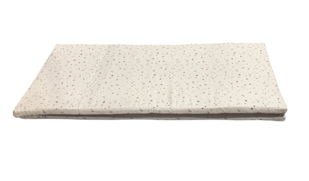Toki Kids Standard Padded Play Mat 40" x 40", Terrazzo Chalk - Image 2