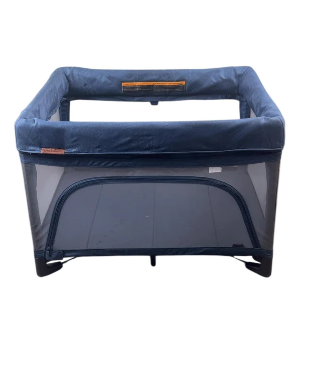 UPPAbaby REMI Playard, Noa (Navy Melange)