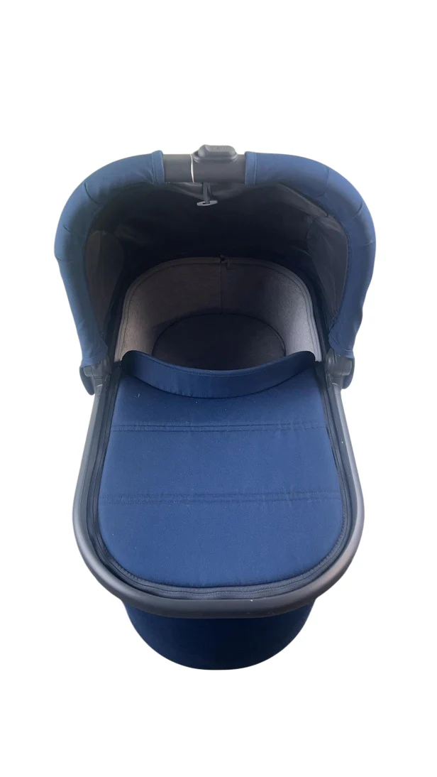 UPPAbaby V2 Bassinet, Noa (Navy) - Image 2